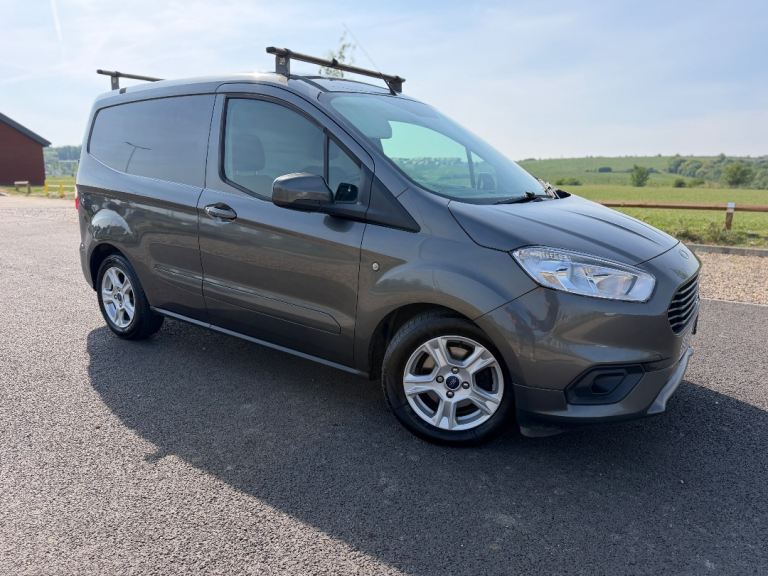  Ford Transit Courier 1.5 TDCi Limited L1 Euro 6 5dr