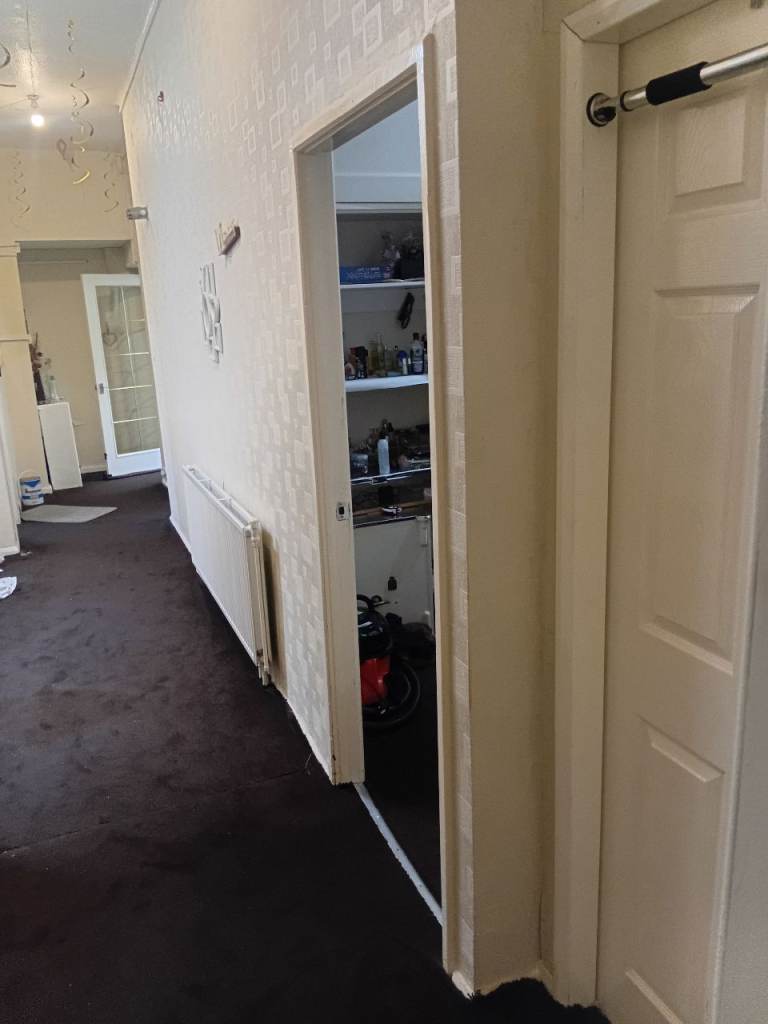 5 bed house for rent