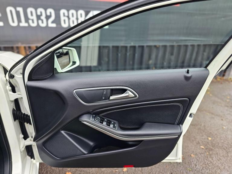 2016 Mercedes-Benz A-Class 1.6 A180 Sport Euro 6 (s/s) 5dr HATCHBACK Petrol Manual