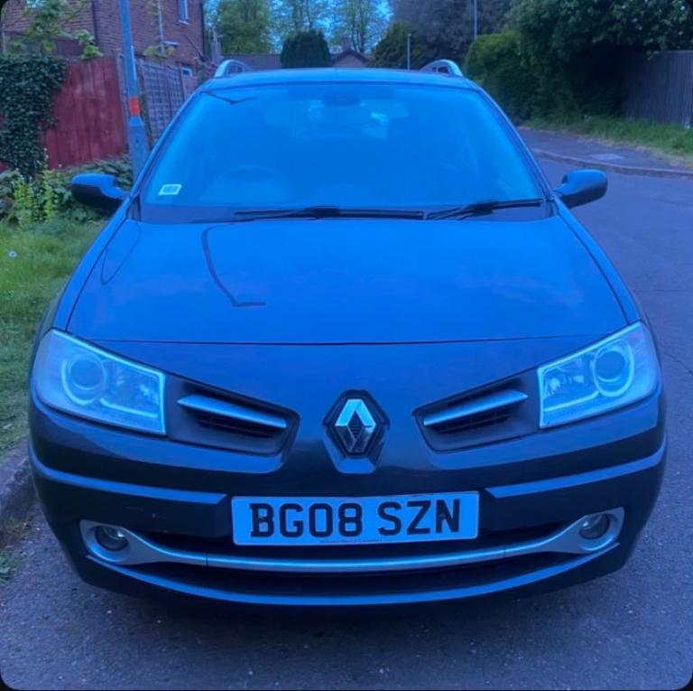 Quick sale,2008 MEGANE AUTOMATIC,1.6 petrol,6 months mot
