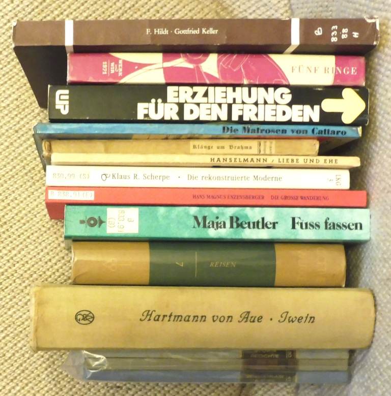 12 GERMAN BOOKS