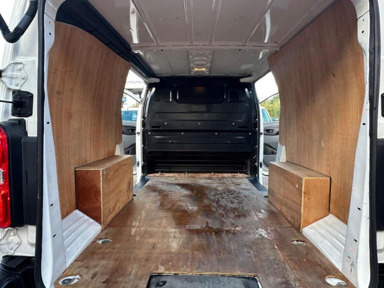 2021 Vauxhall Vivaro 2900 1.5d 100PS Dynamic H1 Van PANEL VAN DIESEL Manual