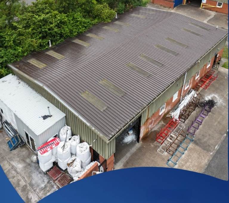 5000 sq/ft with 4000 sq/ft secure yard