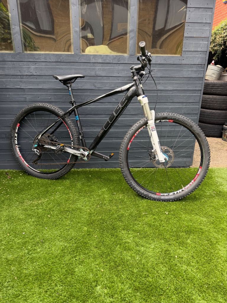 Cube Mountain Bike with RockShox Front Fork and Disc Brakes