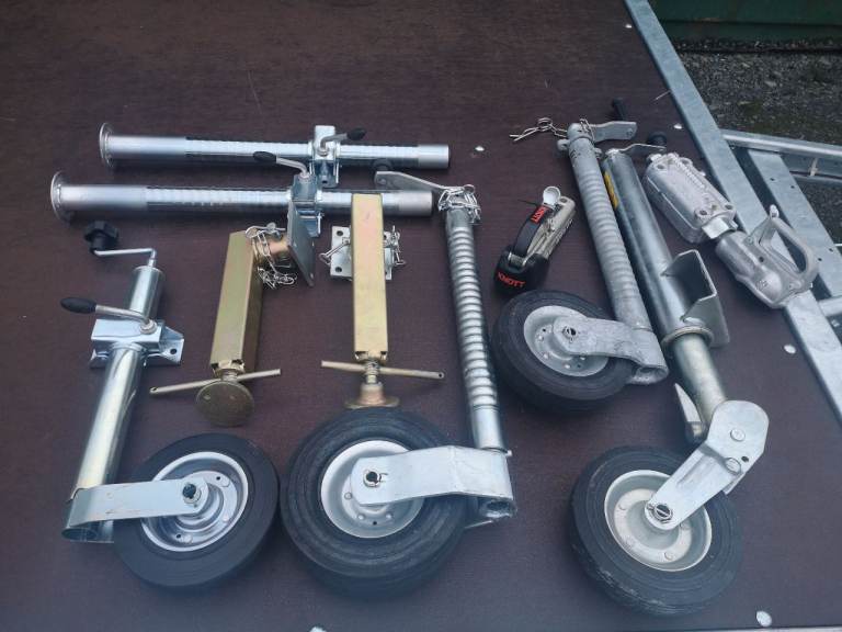 Trailer jockey wheel 