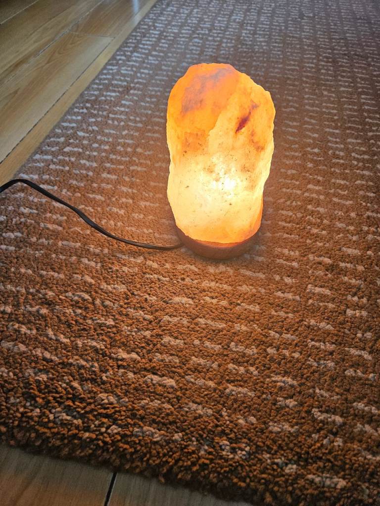 Salt rock lamp
