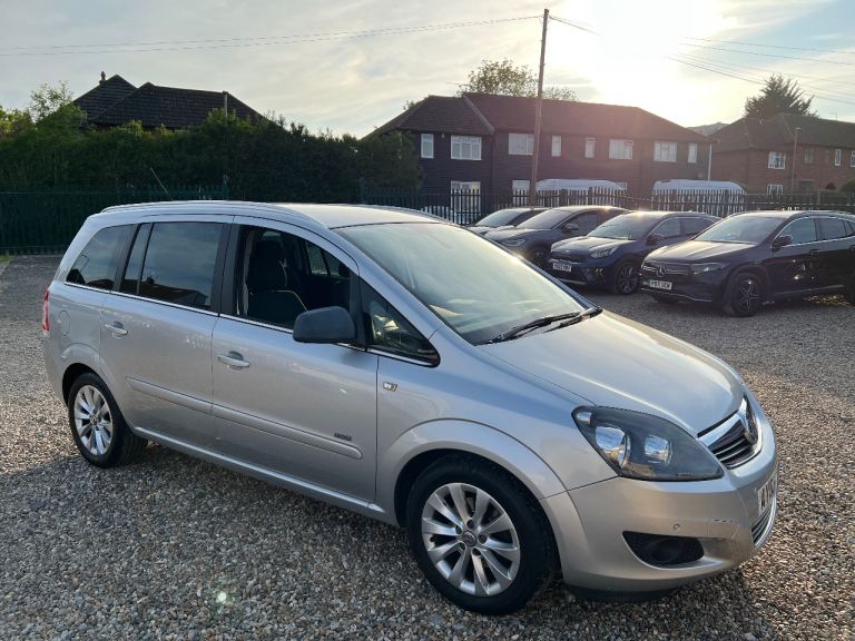 Vauxhall Zafira 1.6 vvt design ulez free 2013 7 seater 