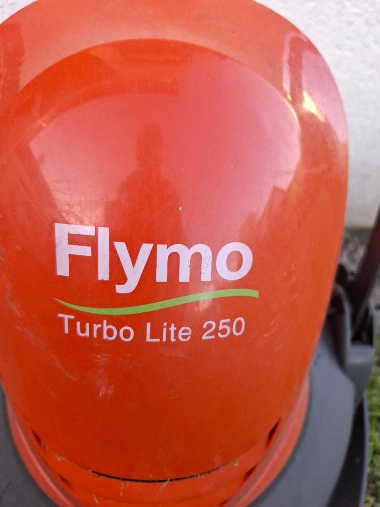 Flymo Turbo Lite 250
