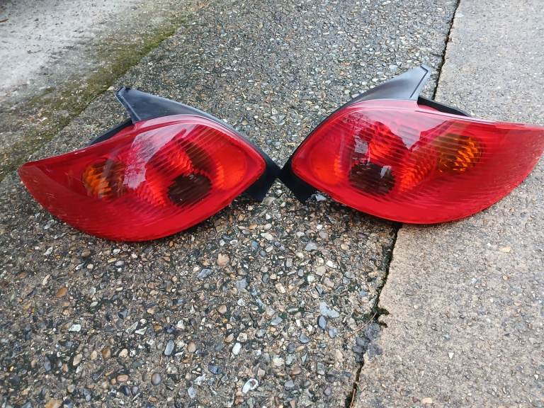 Peugeot 206 rear lights