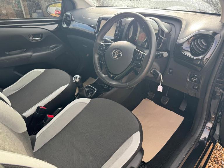 2017 Toyota Aygo 1.0 VVT-i x-press Euro 6 5dr Petrol