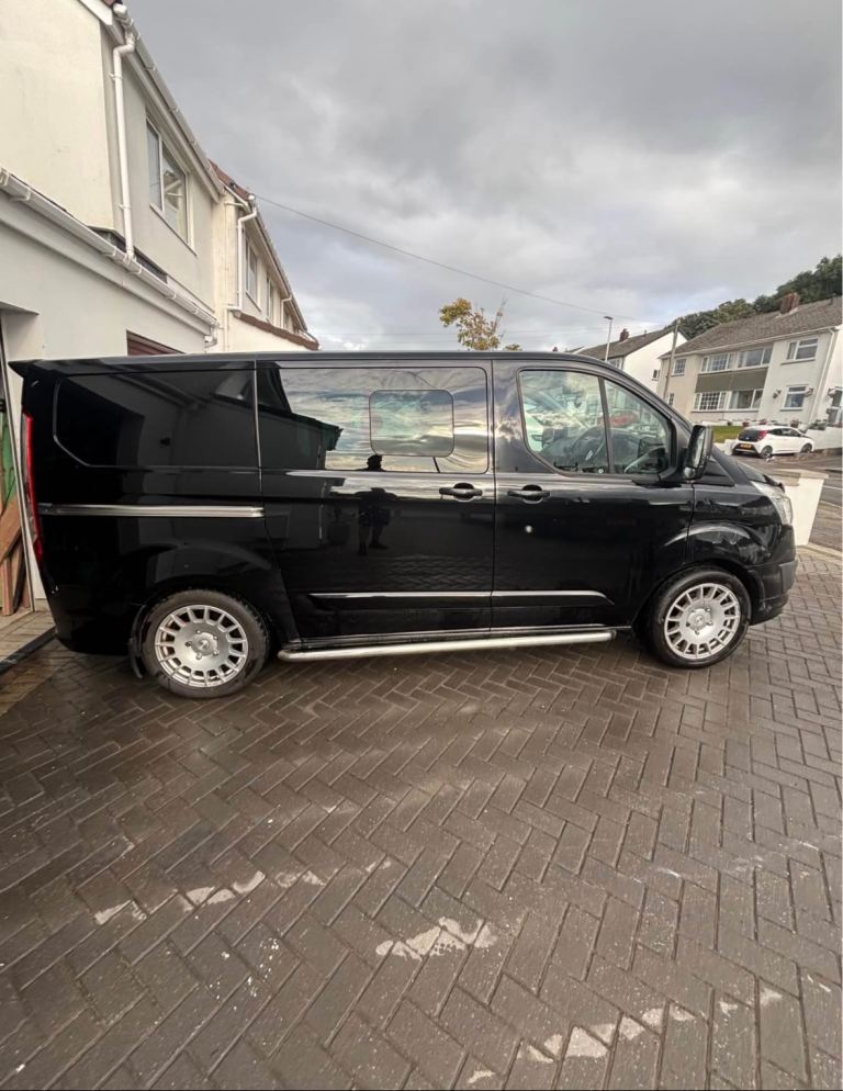 Ford Transit Custom Limited Crew Cab