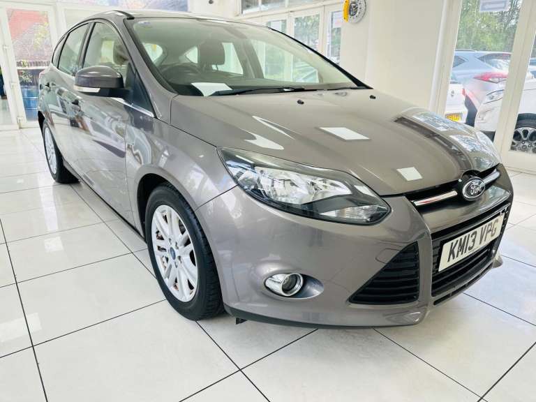 2013 Ford Focus 1.6 125 Titanium 5dr Powershift HATCHBACK PETROL Automatic
