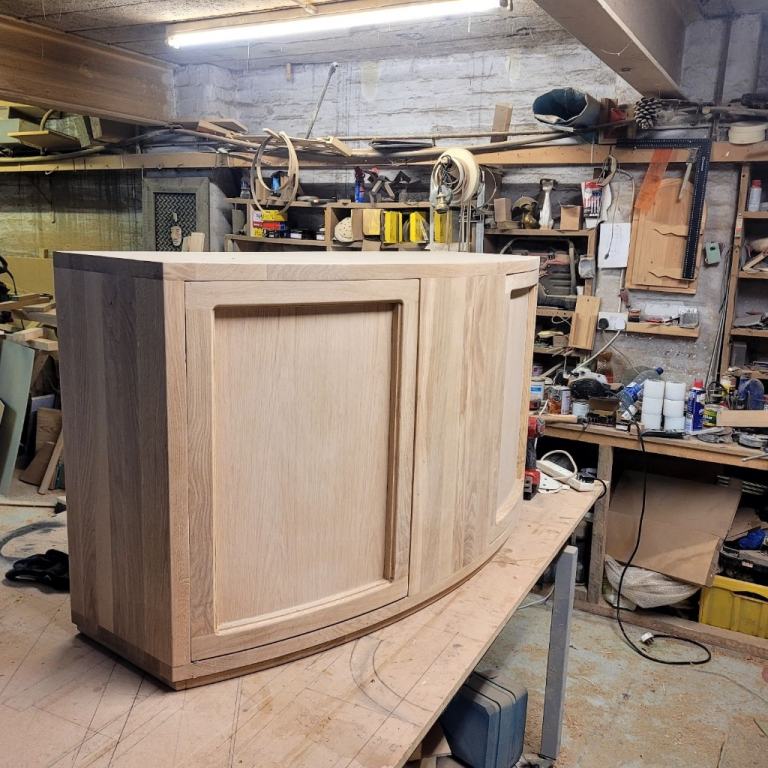 Joiner 35 years of experience/