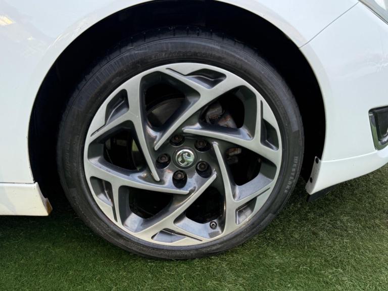 2015 Vauxhall Insignia 1.4i Turbo Limited Edition Hatchback 5dr Petrol Manual Euro 6 (s/s) (140 p...