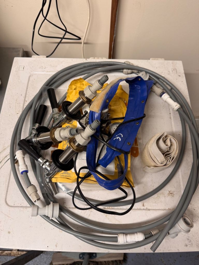 Bar/Kegerator Taps, Hoses, and Connections – Good Condition