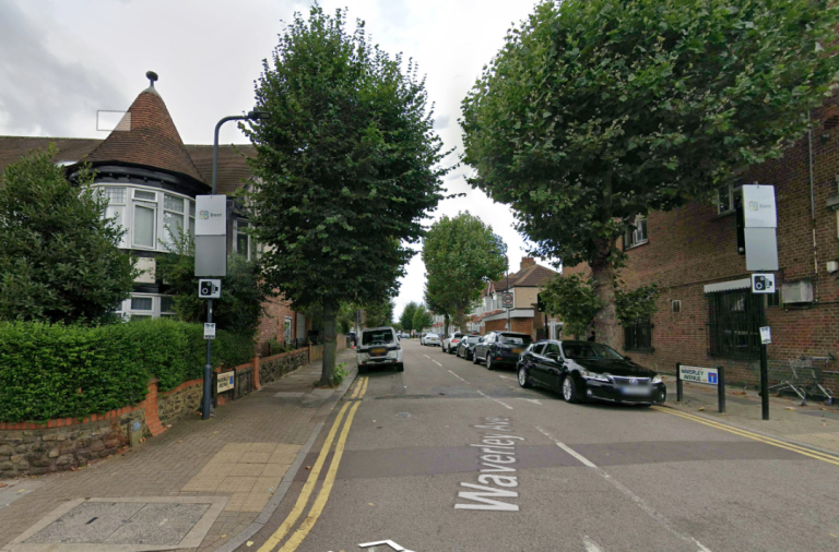 BENEFITS ACCEPTED - Studio Flat Available in Wembley Brent HA9