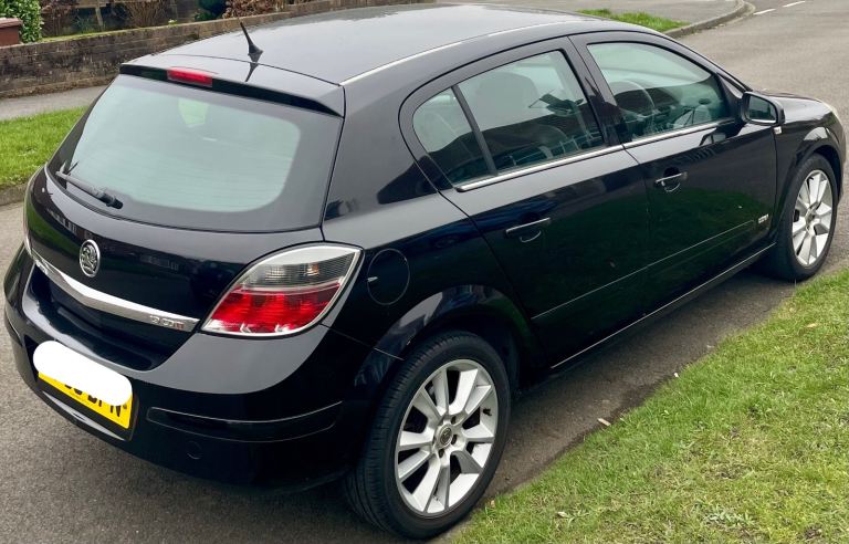 Vauxhall Astra 1.9 16v Turbo Diesel model 180 bhp Design model 4 months mot Great car (2008 58)  