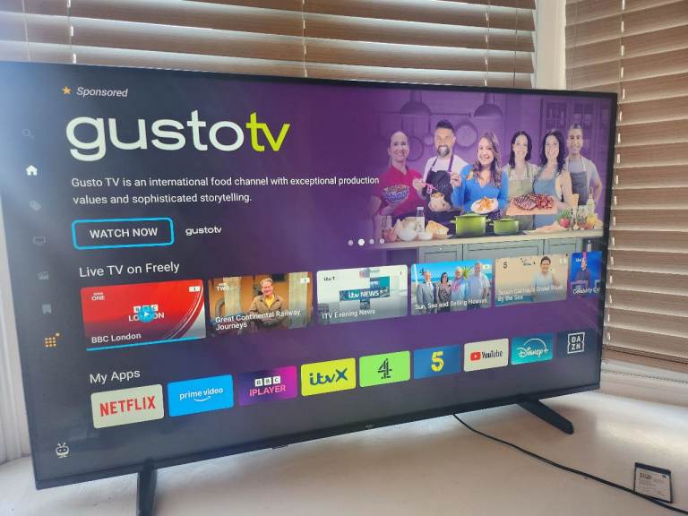 BUSH 50 inch smart 4k tv