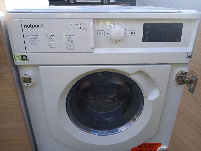 Hotpoint 7+5kg Integrated Washing Machine for sale in Good Clean Working Order