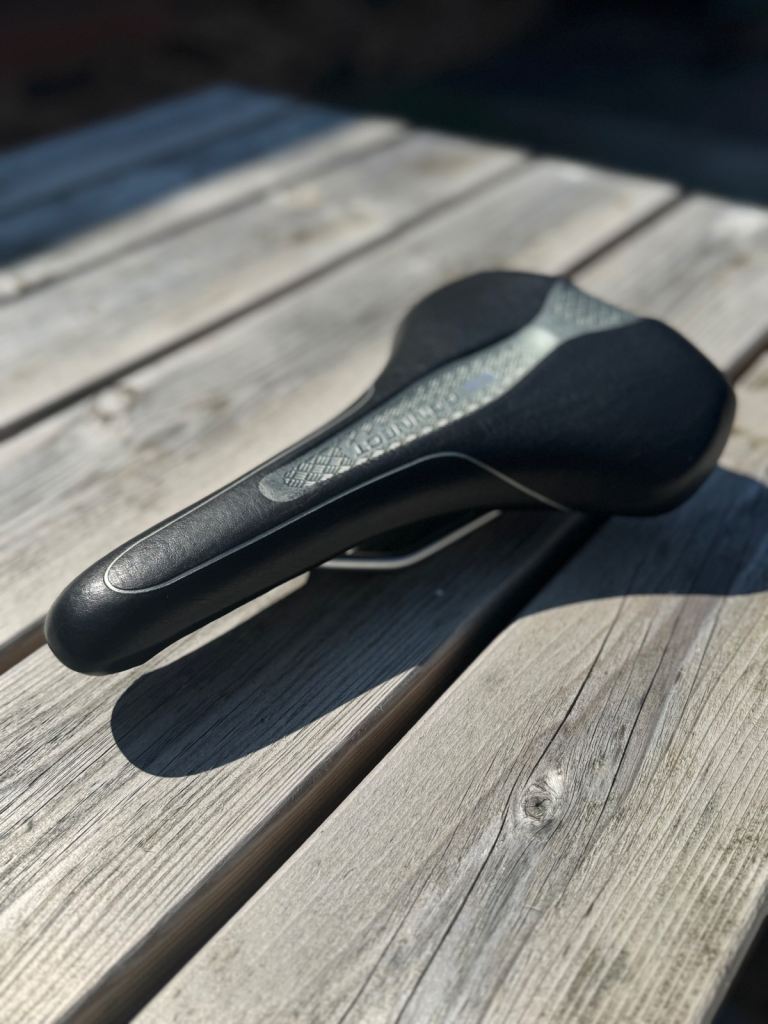 Liv Connect MTB Bike Saddle 260/160mm Black Road Hybrid Gravel