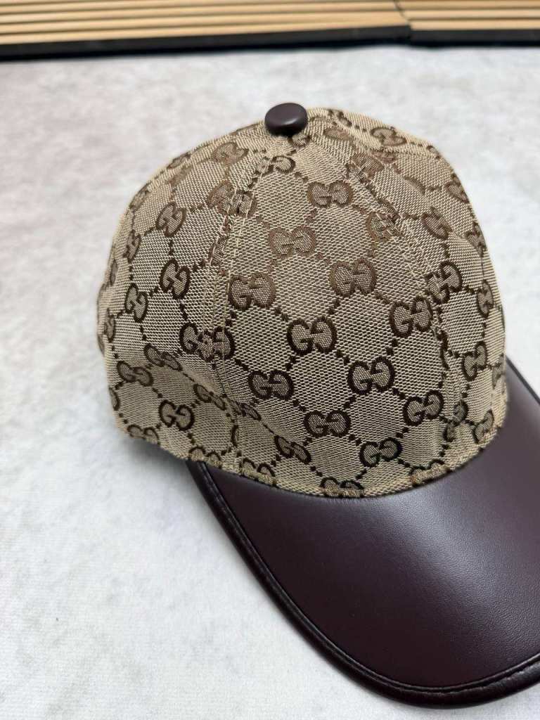 Gucci Style Baseball Cap - Beige with Dark Brown Peak