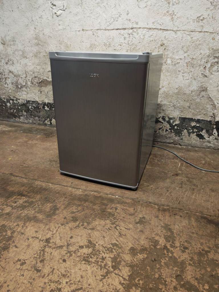 Logik Mini fridge,great for small kitchens, gardens bars etc. 