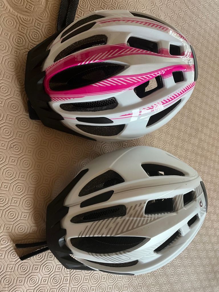 CYCLE HELMETS 