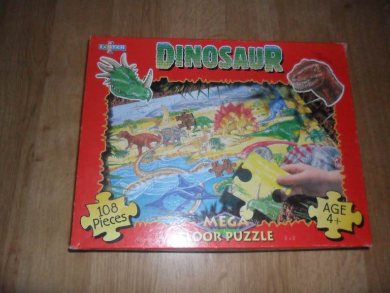 2 x Children's jigsaws Dinosaurs 108 pieces animals 100 pieces good condition