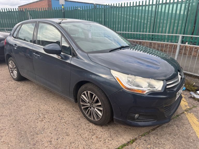 Citroen, C4, Hatchback, 2012, Manual, 1560 (cc), 5 doors