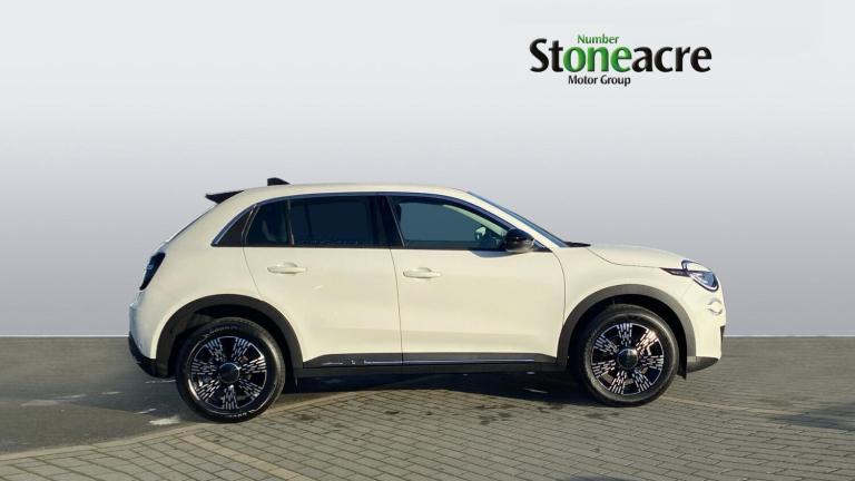 2025 Fiat 600 1.2 MHEV SUV 5dr Petrol Hybrid e-DCT Euro 6 (s/s) (136 ps) HATCHBACK Petrol/Electri...