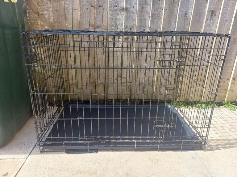 Dog cage 