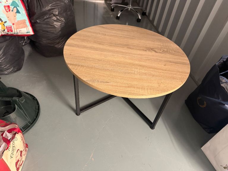 Small table 