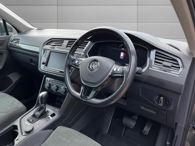  Volkswagen Tiguan 2.0 TDi 150 4Motion SEL 5dr DSG Diesel
