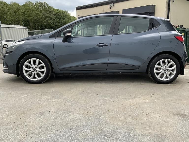 2023 Renault Clio DCI 90 Hatchback Diesel Manual