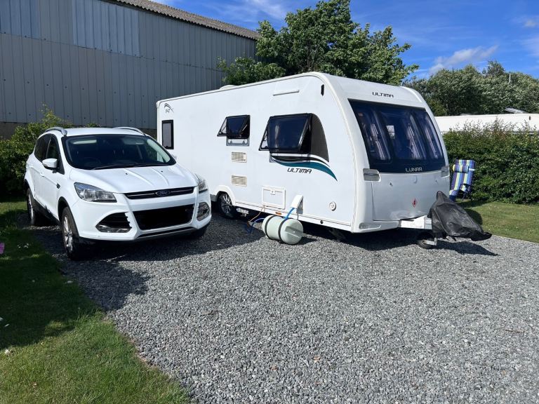 High Spec Ready to Go 4 Birth Lunar Ultima 540 2014 Fixed Bed
