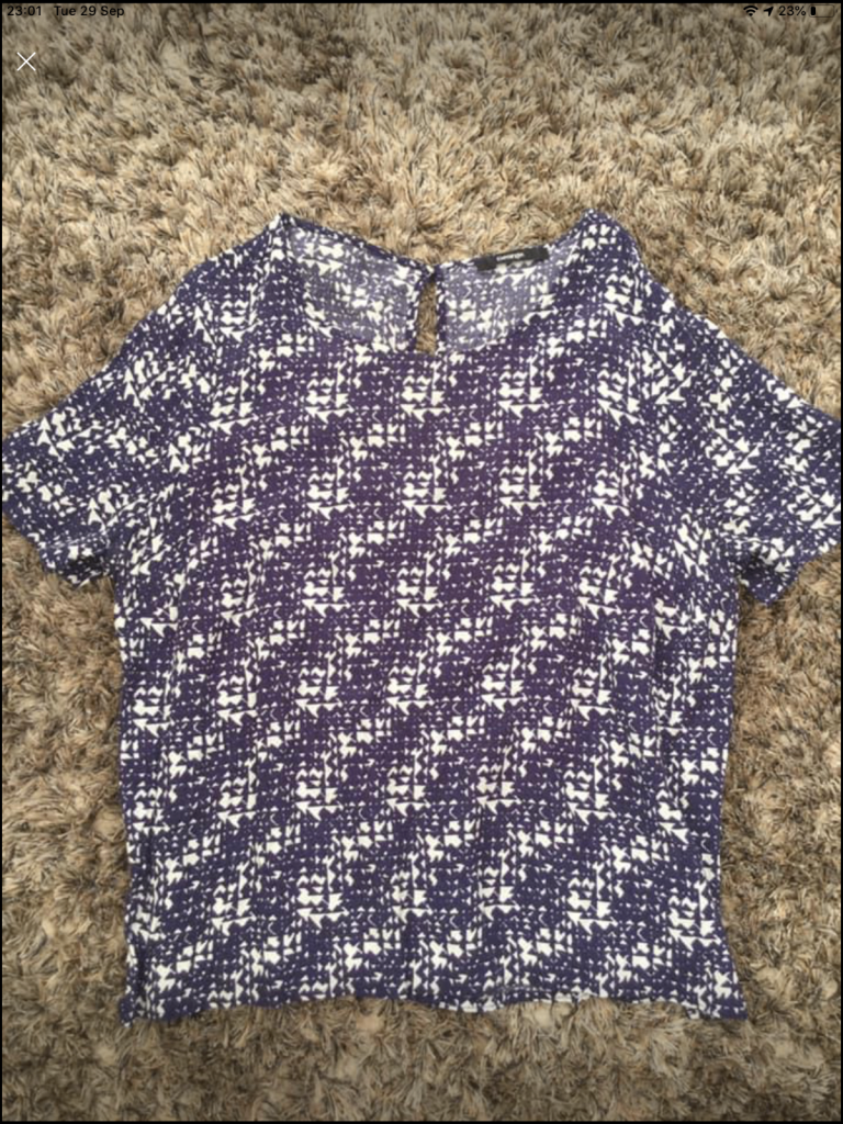 Size 14 George ladies top. Vgc £2. Can post or collect from tq2