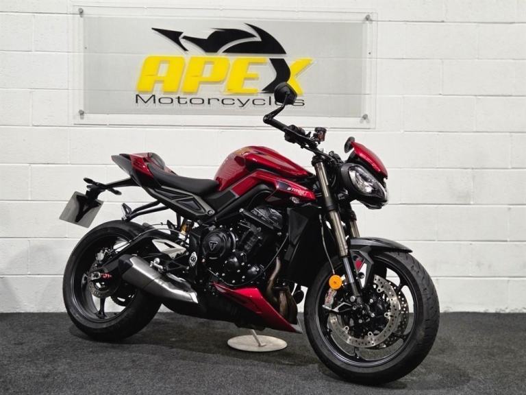 Triumph Street Triple 765 RS! HEATED GRIPS! FULL SERVICE HISTORY