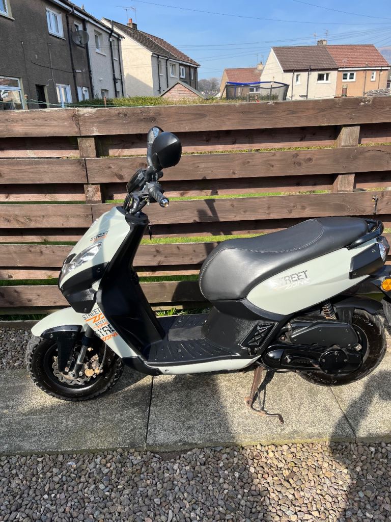 Motorbike/scooter/moped