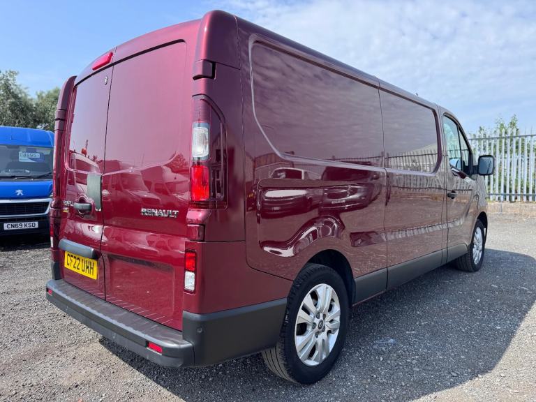 2022 Renault Trafic 2.0 DCI Sport 150BHP LL30 LWB. Same as Nissan Primastar. 