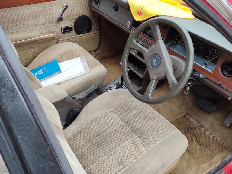 Ford, CORTINA GHIA AUTO, 1982, 1993 (cc)