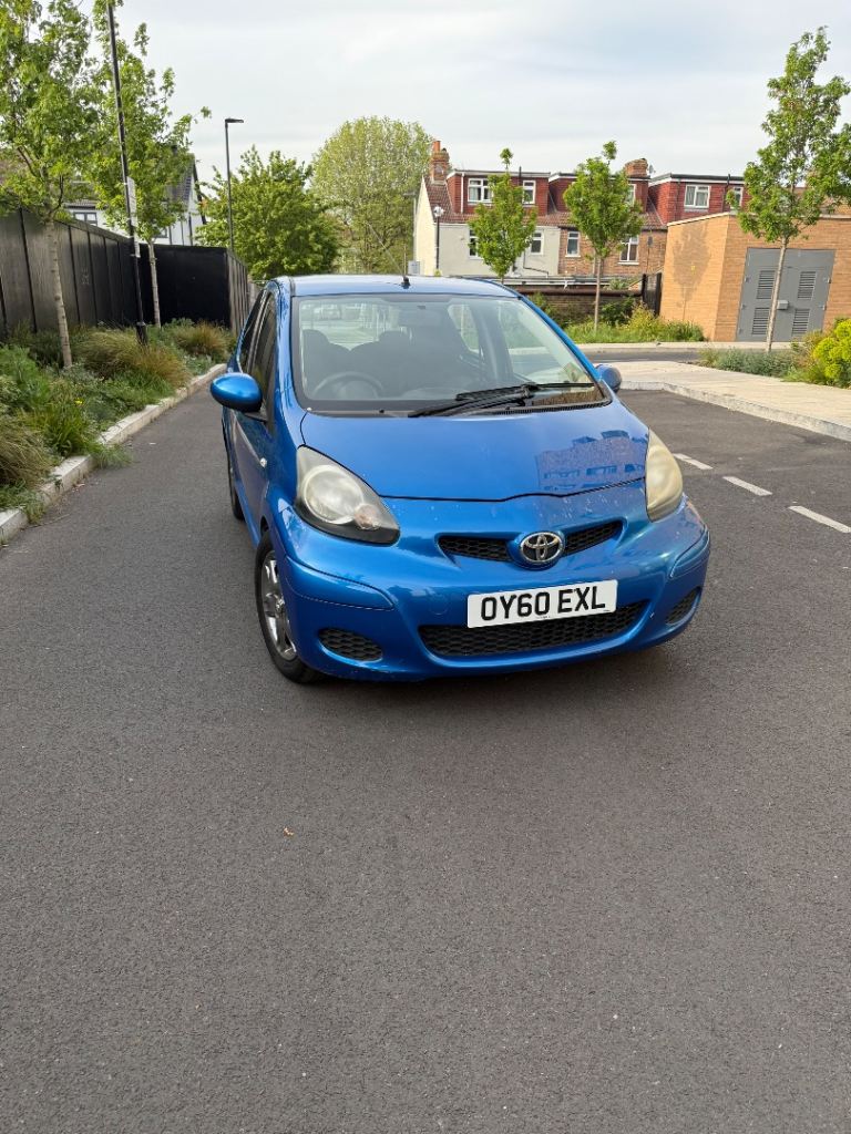 Toyota, AYGO, Hatchback, 2010, Manual, 998 (cc), 5 doors