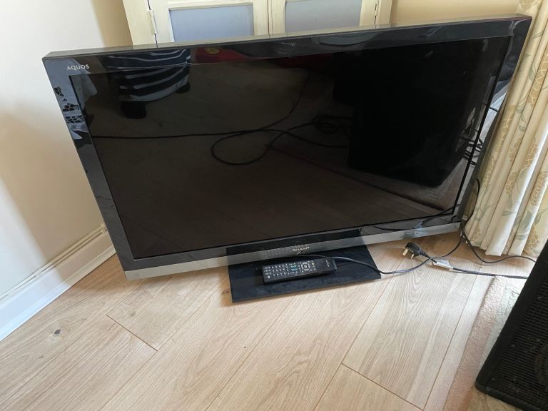 Sharp Aquos 40’’ TV 
