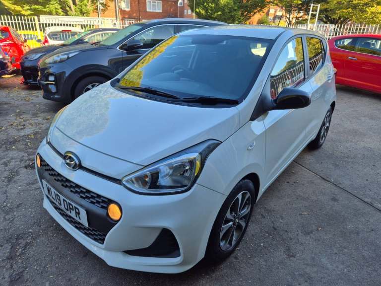 Hyundai i10 1.0 Play 5dr Petrol
