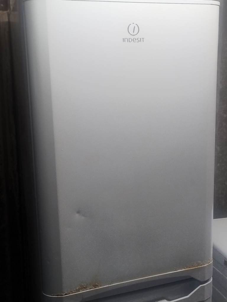 Free Fridge freezer 