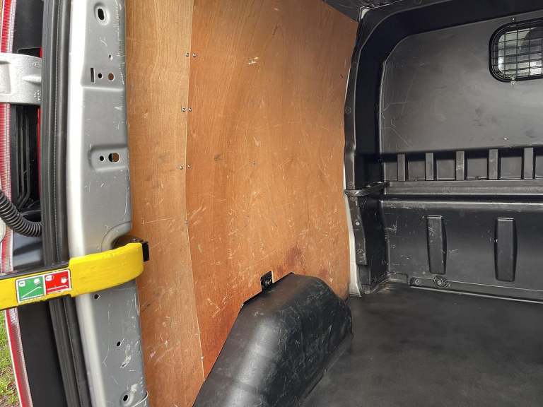 2022 Ford Transit Custom 2.0 320 EcoBlue Limited Crew Van L2 H1 Euro 6 (s/s) 5dr (6 Seat) PANEL V...