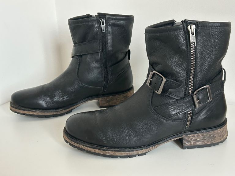 Boots Dune Size 40/7