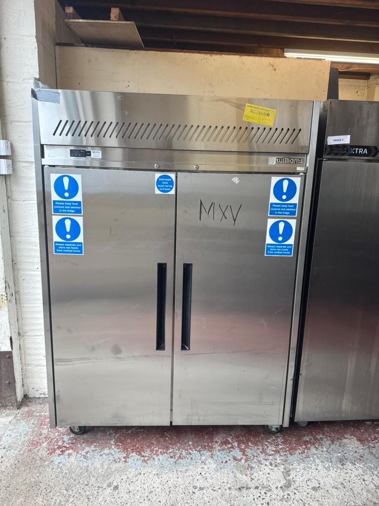 Commercial double door fridge cafe shop restaurant takeaway 