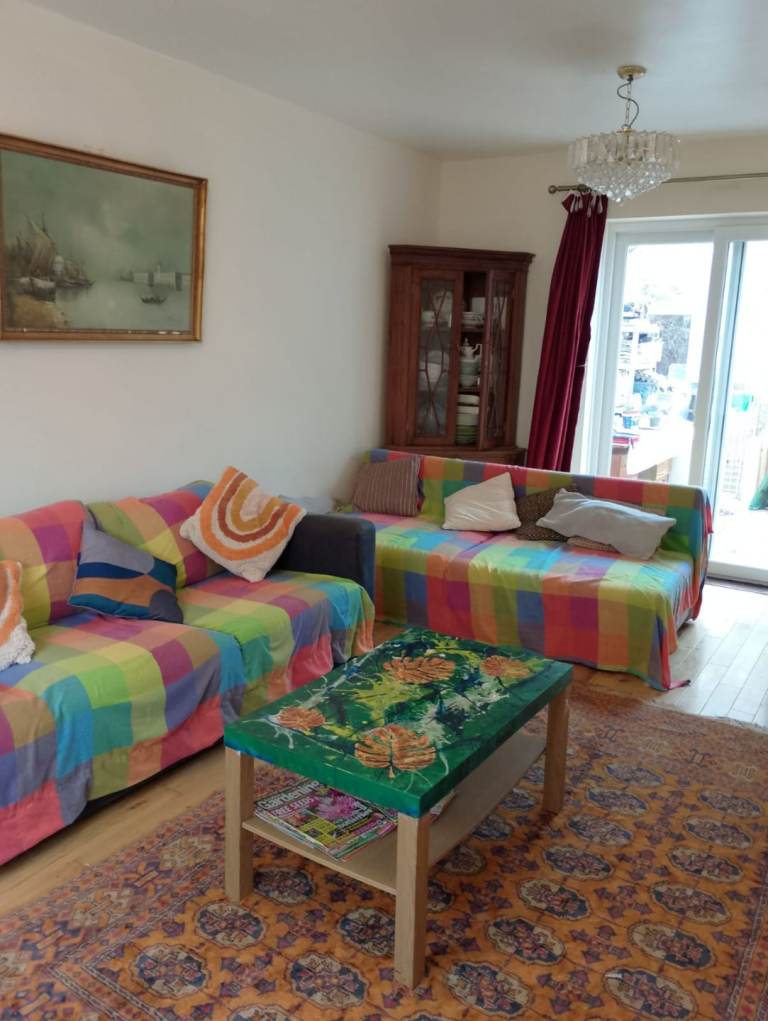 Single Room and double room to let in shared house