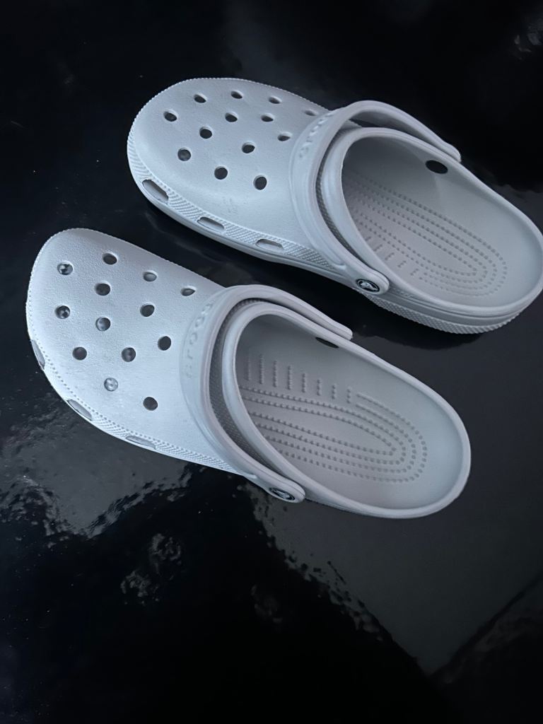 Men’s grey crocs 