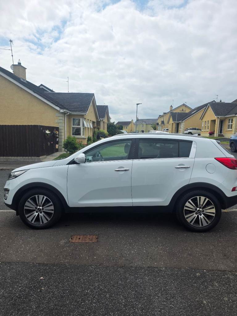 Kia, SPORTAGE, Estate, 2015, Manual, 1685 (cc), 5 doors